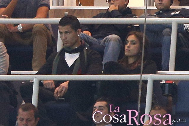 Cristiano Ronaldo e Irina Shayk, juntos en el estadio Santiago Bernabéu