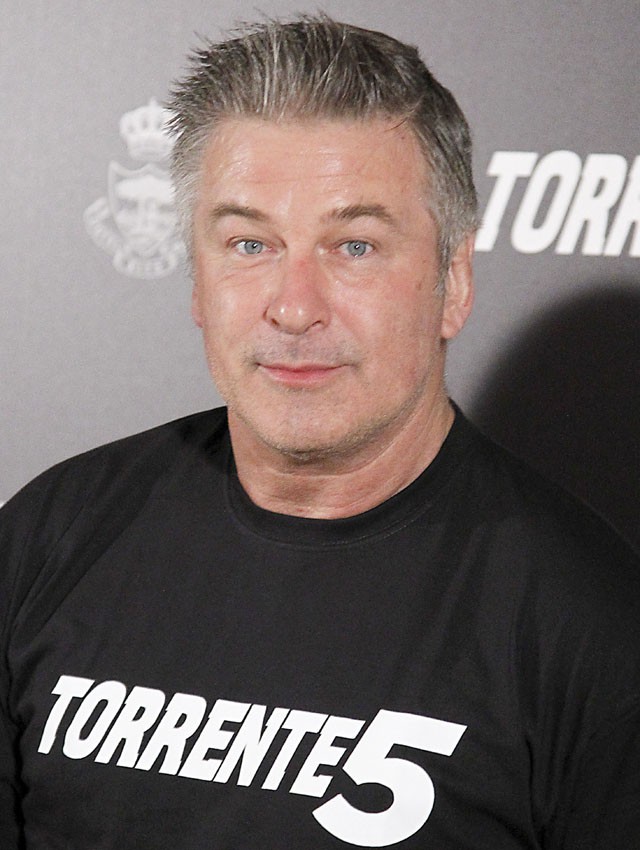 Alec Baldwin y su críptica frase budista sobre la demanda por asesinato que acaba de recibir