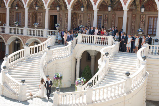 Andrea Casiraghi y Tatiana Santo Domingo celebran una blindada boda religiosa en Suiza