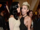 Miley Cyrus le responde a Katy Perry sobre el beso que se dieron