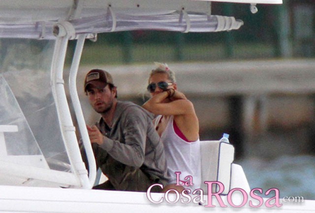 Rumores de boda entre Enrique Iglesias y Anna Kournikova