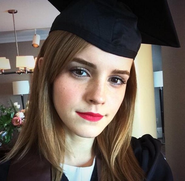 Emma Watson se gradúa en la universidad de Brown