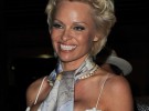 Pamela Anderson se refugia en sus hijos durante su proceso de divorcio