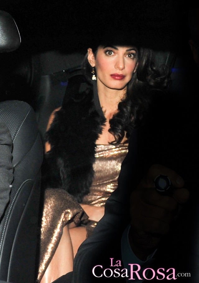 George Clooney y Amal Alamuddin son agasajados con una fiesta en Inglaterra