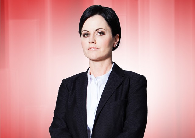 Dolores O’Riordan (The Cranberries) detenida por agredir a una azafata