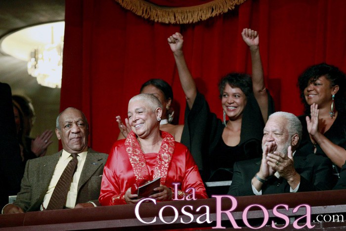 La esposa de Bill Cosby, Camille le defiende frente a las acusaciones de abusos