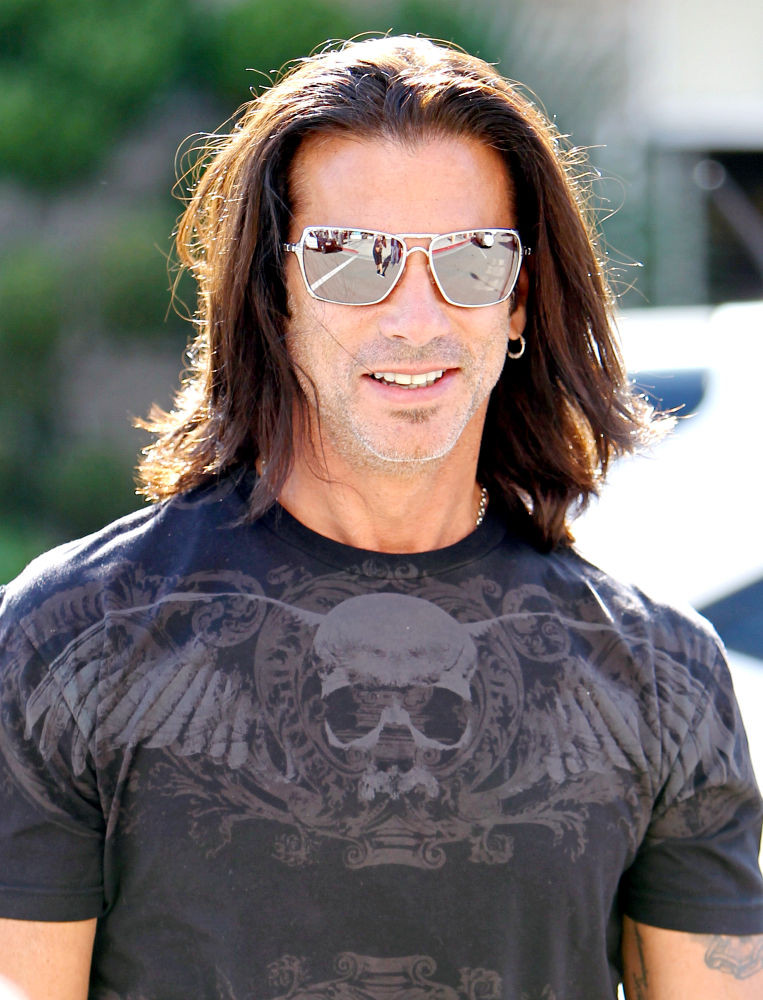 Lorenzo Lamas consigue la custodia de sus hijas