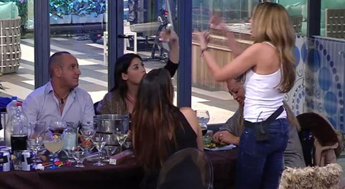 Olvido Hormigos llora tras discutir con Ares Teixidó en Gran Hermano VIP