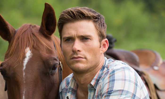 Scott Eastwood cuenta que su exnovia le fue infiel con Ashton Kutcher