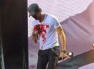 Enrique Iglesias resulta herido por un dron en un concierto en México