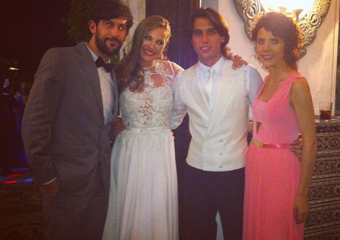 Jessica Bueno y Jota Peleteiro posan felices tras casarse