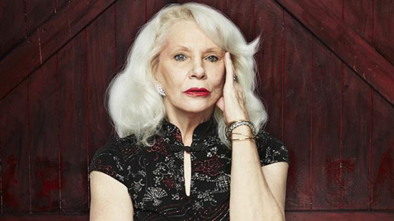 Angie Bowie sigue en el GH VIP británico tras conocer la muerte de su ex David Bowie