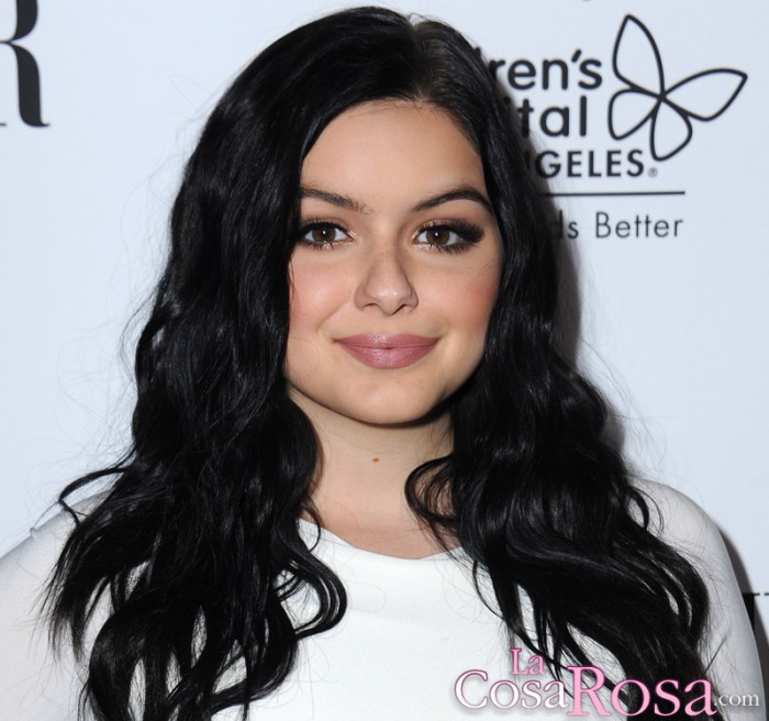 Ariel Winter sigue con su defensa a Kim Kardashian