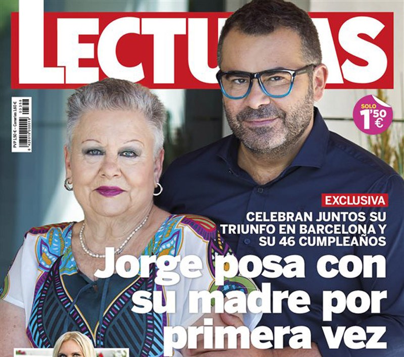 Jorge Javier Vázquez portada de Lecturas junto a su madre