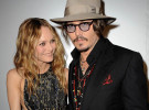 La familia y amigos de Johnny Depp quieren que vuelva con Vanessa Paradis