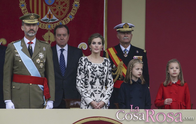 La princesa Leonor y la infanta Sofía, protagonistas del desfile de la Hispanidad