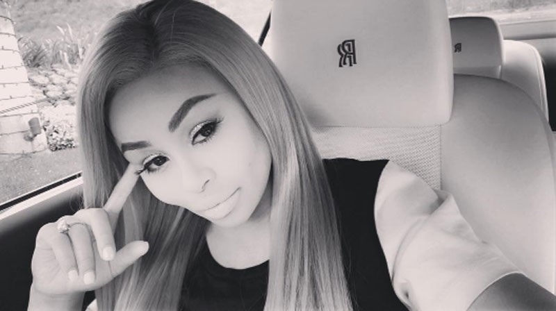 Blac Chyna responde a los rumores sobre una cirugía reductora después de dar a luz