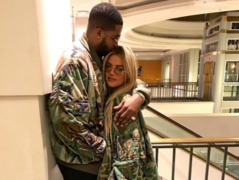 Khloe Kardashian posa feliz con Tristan Thompson tras finalizar su divorcio de Lamar Odom