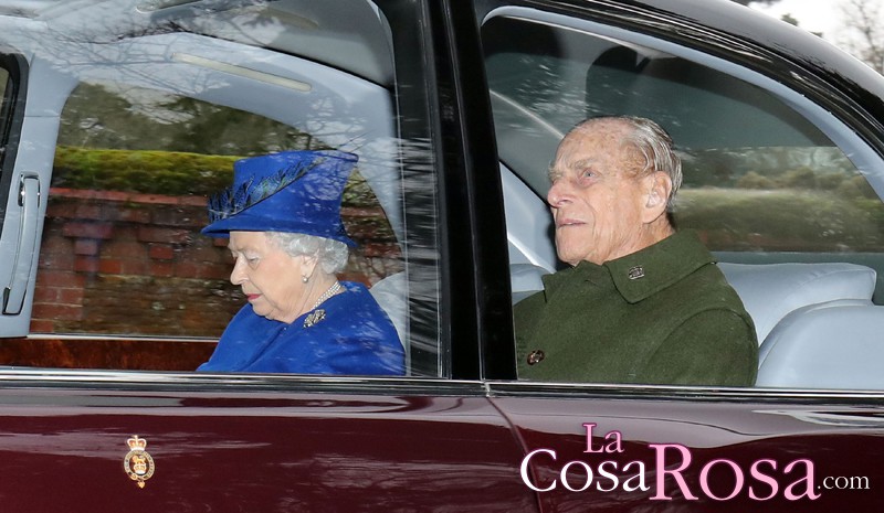 La reina de Inglaterra y la vida de lujo de sus perros