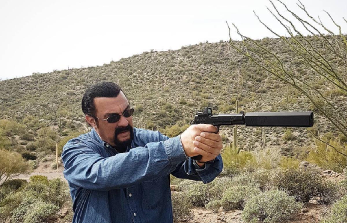 Steven Seagal, nueva denuncia por acoso a una mujer