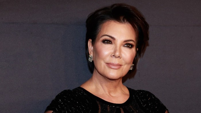 Kylie Jenner culpa a su madre tras un patinazo en su negocio