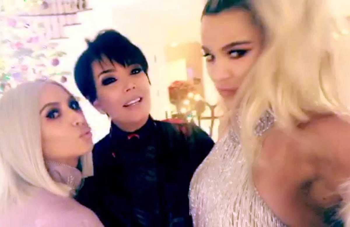 Las Kardashian se reúnen en la fiesta de Navidad de Kris Jenner