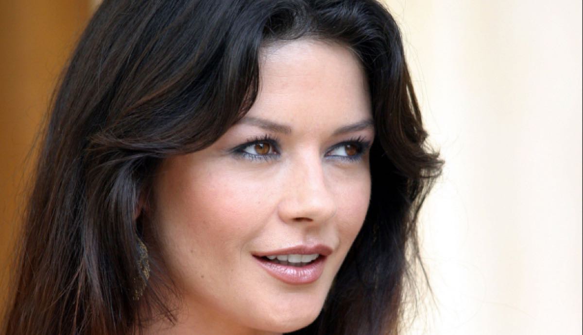 Catherine Zeta Jones: «Se acabó lo de ser humilde, lo siento si soy rica»