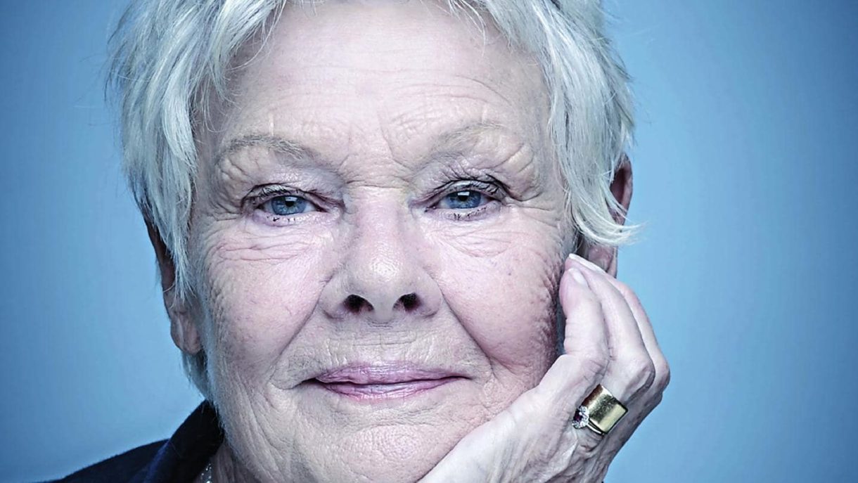 Judi Dench y su arrepentimiento por haber tratado mal a un paramédico