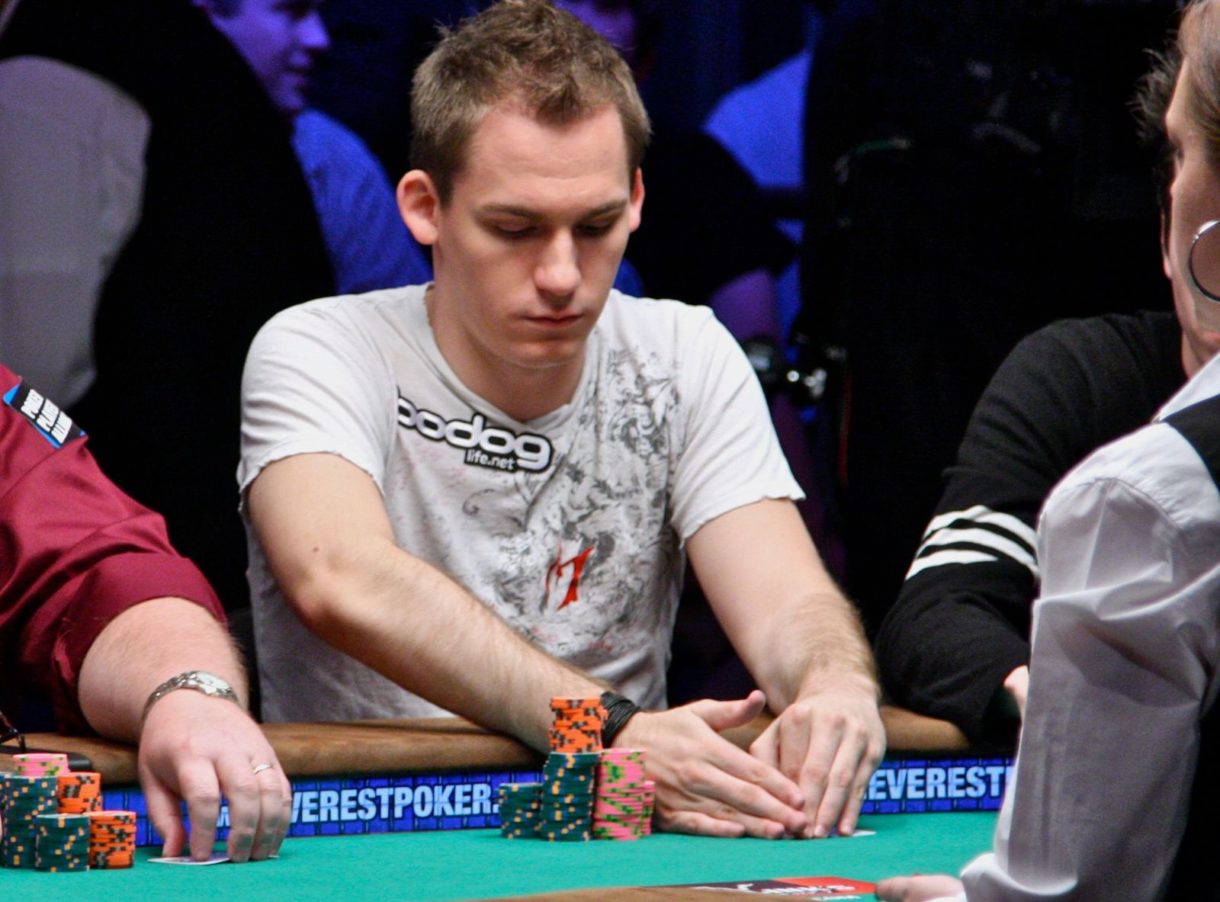 10 jugadores de poker que se han convertido en millonarios y famosos