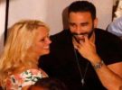 Pamela Anderson acusa a Adil Rami, su expareja, de infiel y de abusador