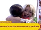 Mila Ximénez abraza a Isabel Pantoja