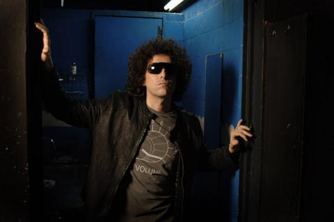 Andrés Calamaro graba ya su nuevo disco