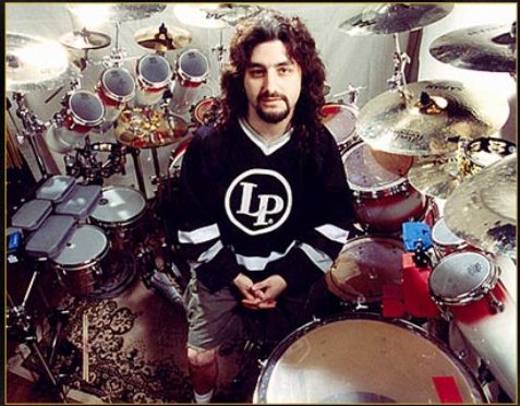 Mike Portnoy (Dream Theater) grabando con Avenged Sevenfold