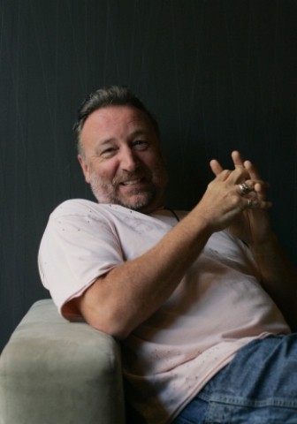Peter Hook tocará Unknown Pleasures en el homenaje a Ian Curtis (Joy Division)
