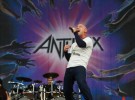 John Bush habla del regreso de Belladona a Anthrax