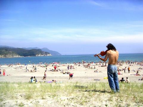 Oyster band, Gaelic Storm o los Celtas Cortos estarán en el Ortigueira 2010