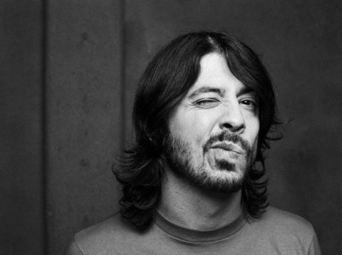 Dave Grohl «denuncia» a Scissors Sisters