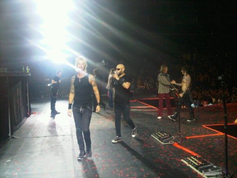 Duff McKagan, contento de haber tocado con Axl Rose en Londres