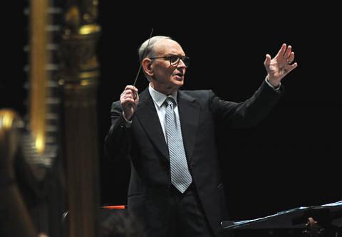 Enio Morricone se pasa a la composición de tonos para móviles