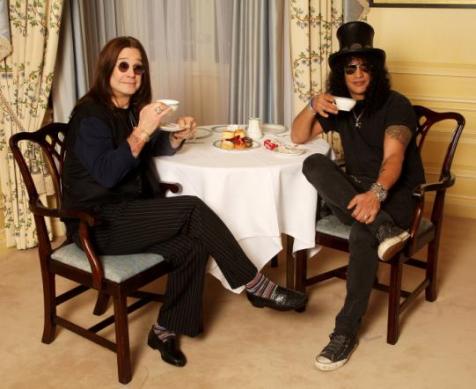 Slash, entrevista sobre Ozzy Osbourne, Axl Rose y Velvet Revolver