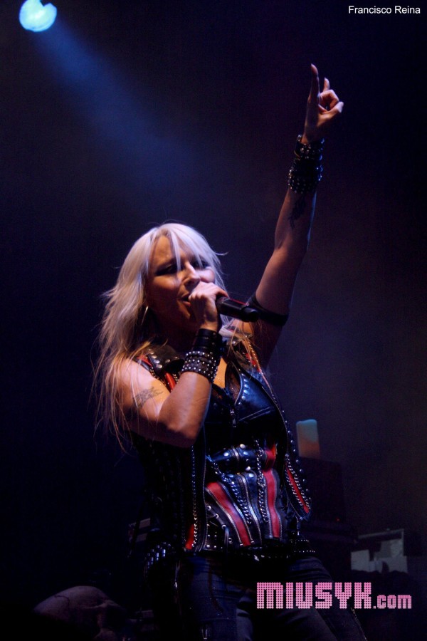Doro y Seven en la sala Caracol (Madrid): ¡larga vida a la Reina del Metal!