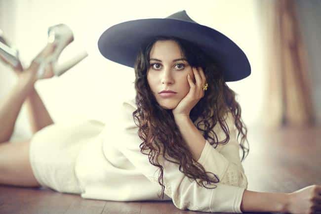 Eliza Doolittle ofrece «Let it rain», adelanto de su segundo álbum