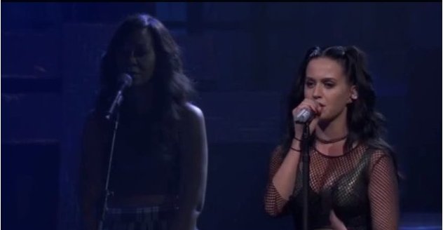 Katy Perry estrena «By the grace of God»