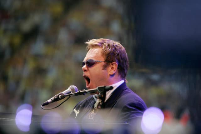 Elton John actuará en Barcelona en diciembre
