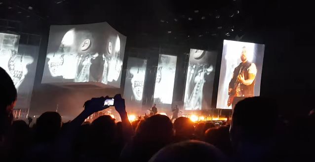 Avenged Sevenfold, detalles de la impresionante escenografía de su nueva gira