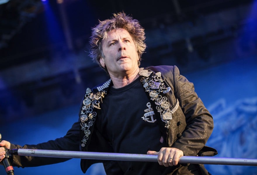 ¿Qué hará Bruce Dickinson hasta finales de 2028?