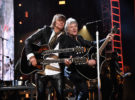 Jon Bon Jovi habla sobre Richie Sambora y su futuro en los escenarios