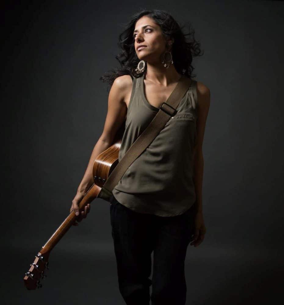 Sonal Jogia edita «Alive», soul acústico de alta calidad