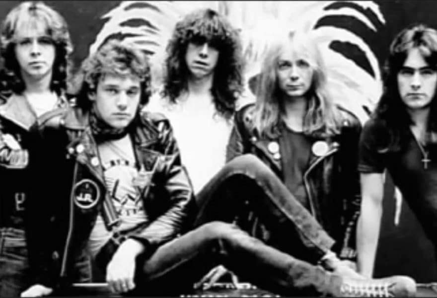 ¿Cómo se compuso la canción «Iron Maiden»?