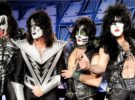 Gene Simmons: «Tommy Thayer y Eric Singer son muy profesionales»